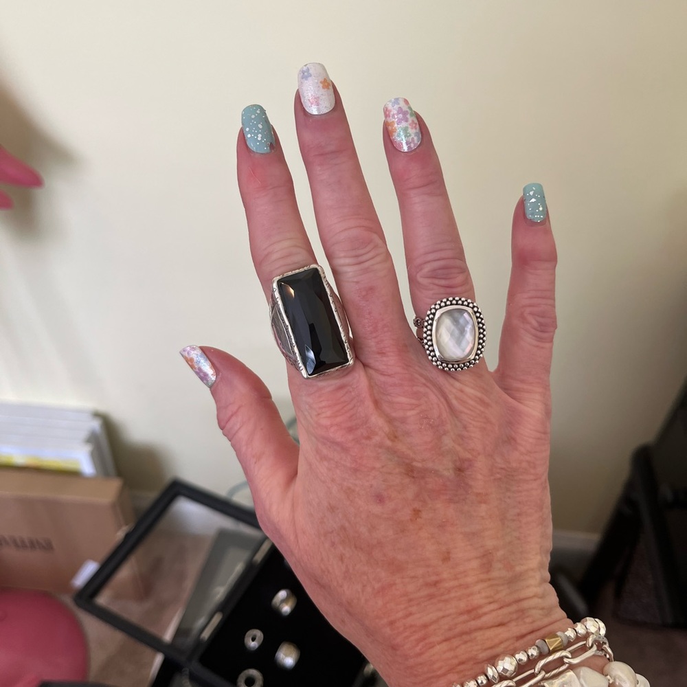 Gorgeous Silpada Black Onyx ring